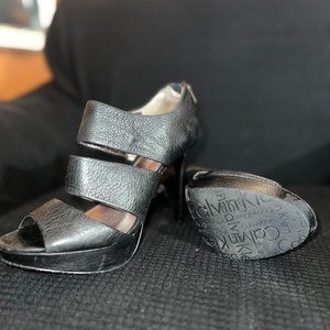 Calvin Klein Remini Zip back, bondage bootie